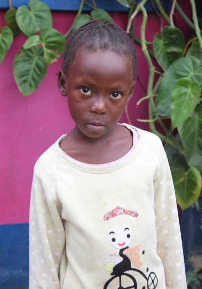 Help Sharon by becoming a child sponsor. Sponsoring a child is a rewarding and heartwarming experience.