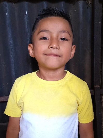 Help Dylan Armando by becoming a child sponsor. Sponsoring a child is a rewarding and heartwarming experience.