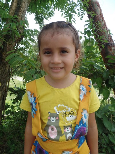 Help Brianna Itzel by becoming a child sponsor. Sponsoring a child is a rewarding and heartwarming experience.