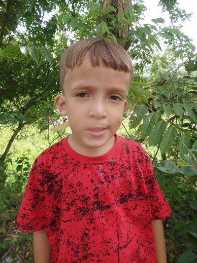 Help Critopher Humberto by becoming a child sponsor. Sponsoring a child is a rewarding and heartwarming experience.