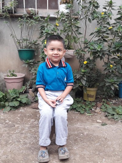 Help José Eliel by becoming a child sponsor. Sponsoring a child is a rewarding and heartwarming experience.