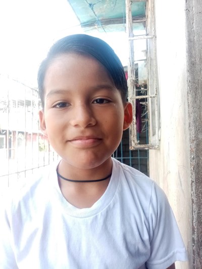 Help Itan Dereck by becoming a child sponsor. Sponsoring a child is a rewarding and heartwarming experience.