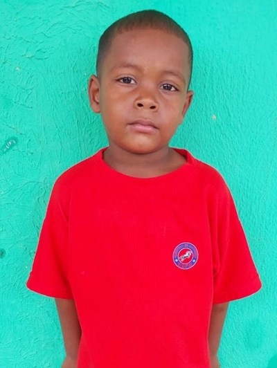 Help Delkin Luis by becoming a child sponsor. Sponsoring a child is a rewarding and heartwarming experience.
