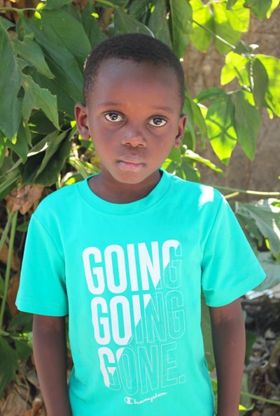 Help Blessing by becoming a child sponsor. Sponsoring a child is a rewarding and heartwarming experience.