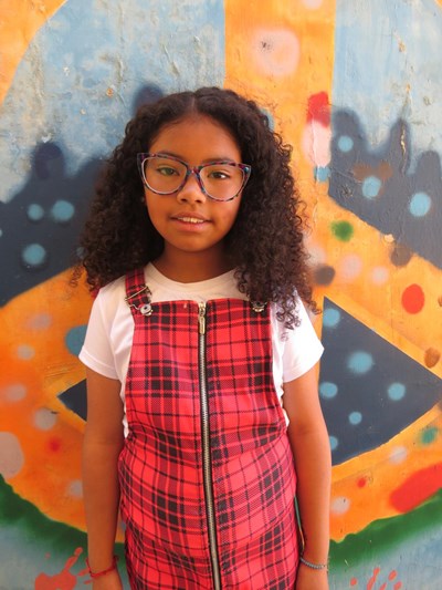Help Zoe Yanay by becoming a child sponsor. Sponsoring a child is a rewarding and heartwarming experience.