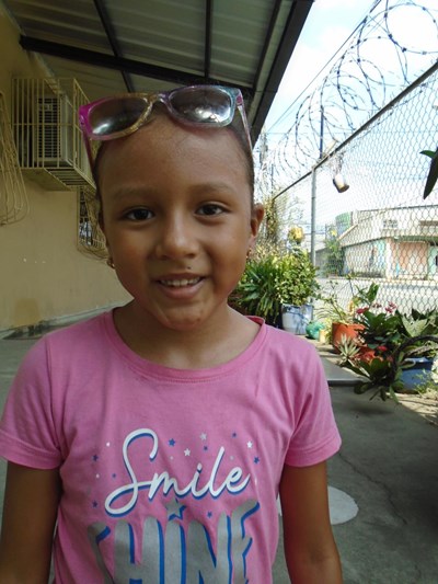 Help Dianny Adalyn by becoming a child sponsor. Sponsoring a child is a rewarding and heartwarming experience.