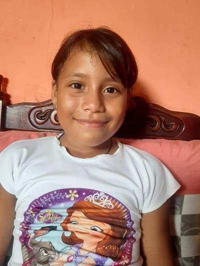 Help Eliana Georgina by becoming a child sponsor. Sponsoring a child is a rewarding and heartwarming experience.