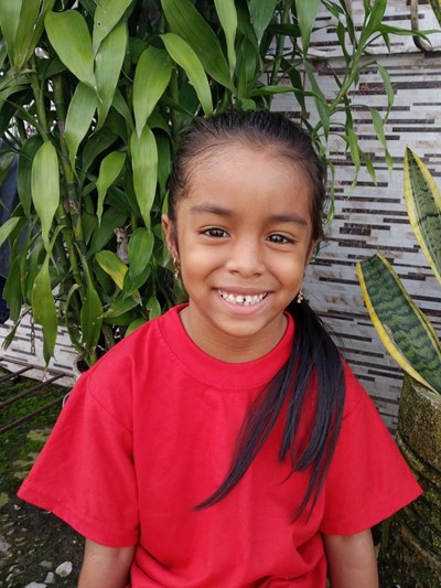 Help Saskia Sharlot by becoming a child sponsor. Sponsoring a child is a rewarding and heartwarming experience.