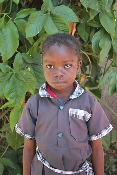 Help Esnart by becoming a child sponsor. Sponsoring a child is a rewarding and heartwarming experience.