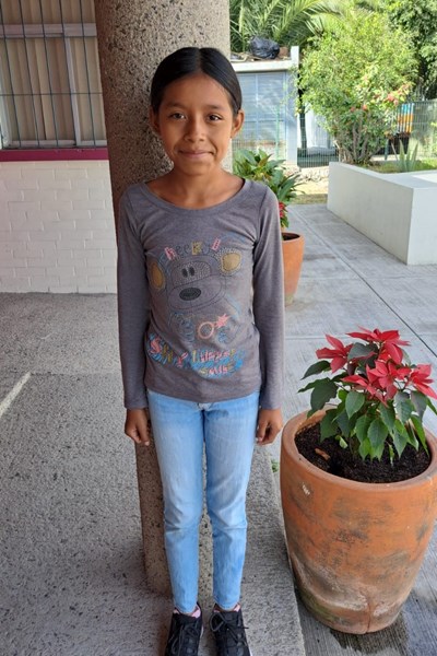 Help Kimberly Yazmin by becoming a child sponsor. Sponsoring a child is a rewarding and heartwarming experience.