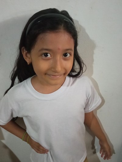 Help Nayiber Alexandra by becoming a child sponsor. Sponsoring a child is a rewarding and heartwarming experience.