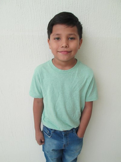 Help Yachel Emiliano by becoming a child sponsor. Sponsoring a child is a rewarding and heartwarming experience.