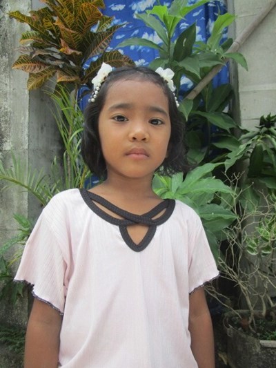 Help Yassie B. by becoming a child sponsor. Sponsoring a child is a rewarding and heartwarming experience.