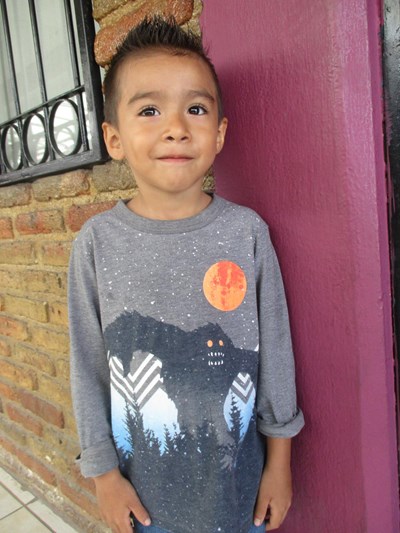 Help Alan Mateo by becoming a child sponsor. Sponsoring a child is a rewarding and heartwarming experience.