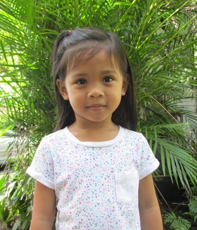 Help Janell V. by becoming a child sponsor. Sponsoring a child is a rewarding and heartwarming experience.