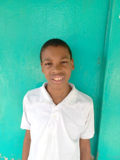 Help Francis Jesus by becoming a child sponsor. Sponsoring a child is a rewarding and heartwarming experience.