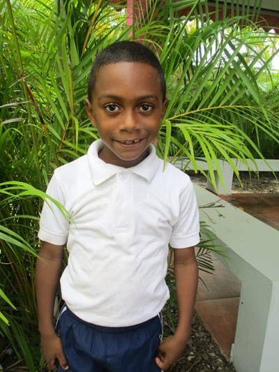 Help Elian Argenis by becoming a child sponsor. Sponsoring a child is a rewarding and heartwarming experience.