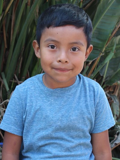 Help Kevin Estuardo by becoming a child sponsor. Sponsoring a child is a rewarding and heartwarming experience.