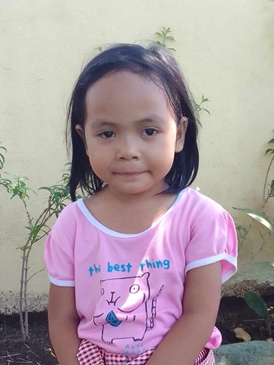 Help Merie Jelay B. by becoming a child sponsor. Sponsoring a child is a rewarding and heartwarming experience.