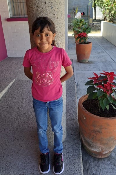 Help Alexa Romina by becoming a child sponsor. Sponsoring a child is a rewarding and heartwarming experience.