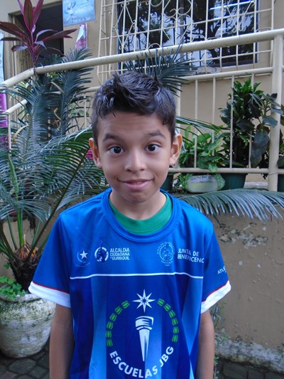 Help Aaron Javier by becoming a child sponsor. Sponsoring a child is a rewarding and heartwarming experience.
