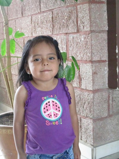 Help Carol Yamileth by becoming a child sponsor. Sponsoring a child is a rewarding and heartwarming experience.