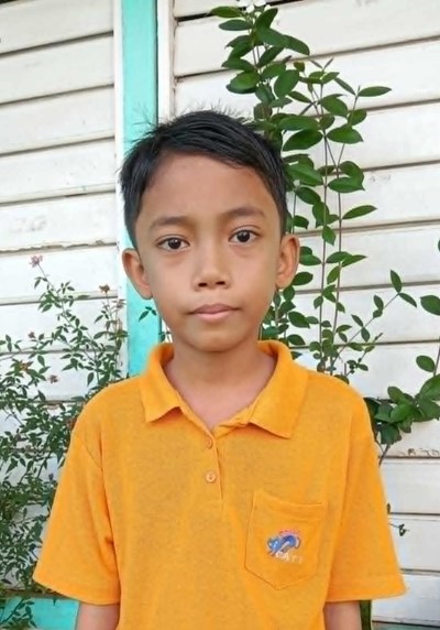Help Eji N. by becoming a child sponsor. Sponsoring a child is a rewarding and heartwarming experience.
