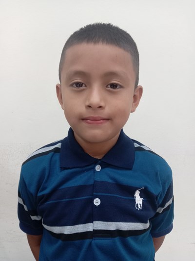 Help Ivis Eleazar by becoming a child sponsor. Sponsoring a child is a rewarding and heartwarming experience.