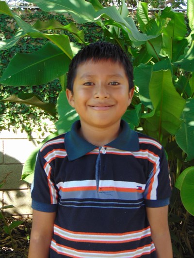 Help Rony Ariel by becoming a child sponsor. Sponsoring a child is a rewarding and heartwarming experience.