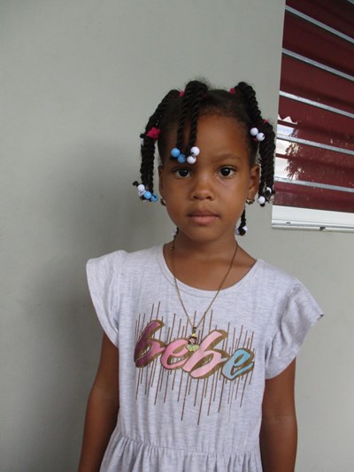 Help Keisha by becoming a child sponsor. Sponsoring a child is a rewarding and heartwarming experience.