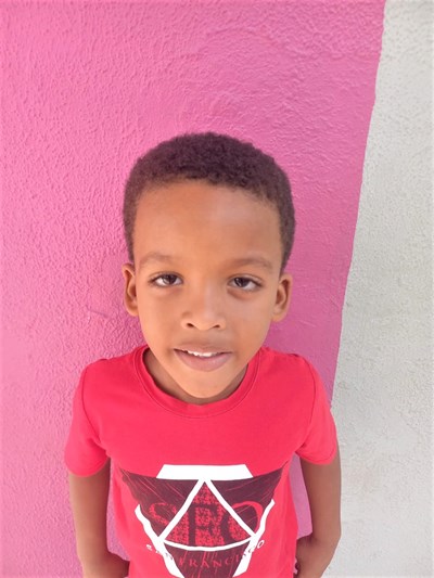 Help Alexander Javier by becoming a child sponsor. Sponsoring a child is a rewarding and heartwarming experience.