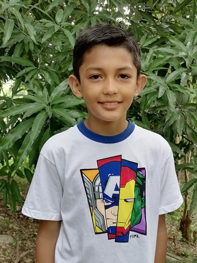 Help Jonathan Jhoel by becoming a child sponsor. Sponsoring a child is a rewarding and heartwarming experience.