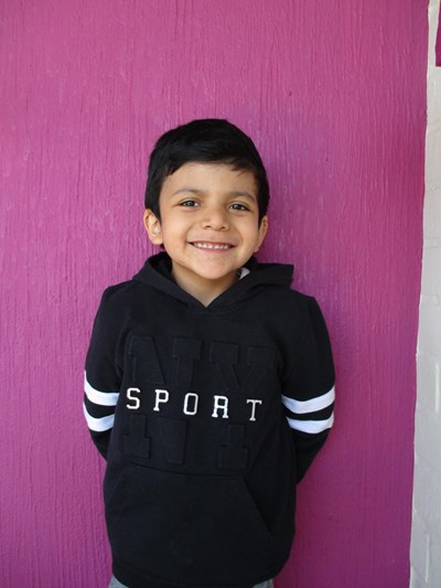 Help Aaron De Jesús by becoming a child sponsor. Sponsoring a child is a rewarding and heartwarming experience.