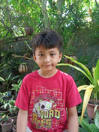 Help Julian Rey M. by becoming a child sponsor. Sponsoring a child is a rewarding and heartwarming experience.