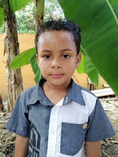 Help Deerick Ezequiel by becoming a child sponsor. Sponsoring a child is a rewarding and heartwarming experience.