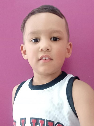 Help Alam Alessandro by becoming a child sponsor. Sponsoring a child is a rewarding and heartwarming experience.