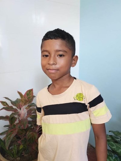 Help Royber Javier by becoming a child sponsor. Sponsoring a child is a rewarding and heartwarming experience.
