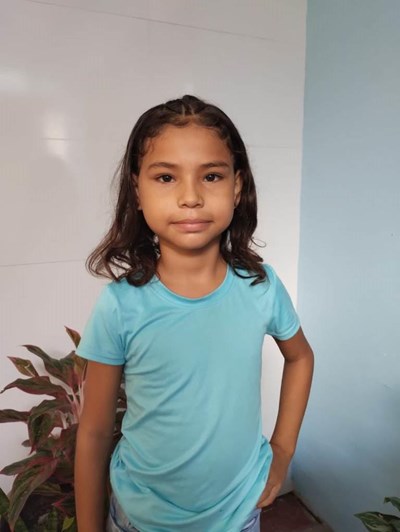 Help Dianis Paola by becoming a child sponsor. Sponsoring a child is a rewarding and heartwarming experience.