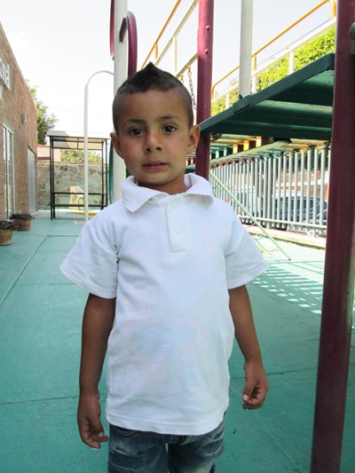 Help Mateo Damian by becoming a child sponsor. Sponsoring a child is a rewarding and heartwarming experience.