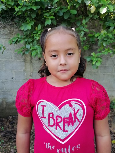 Help Ariana Beatriz by becoming a child sponsor. Sponsoring a child is a rewarding and heartwarming experience.