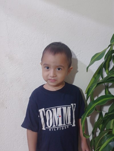 Help Eydan Emir by becoming a child sponsor. Sponsoring a child is a rewarding and heartwarming experience.