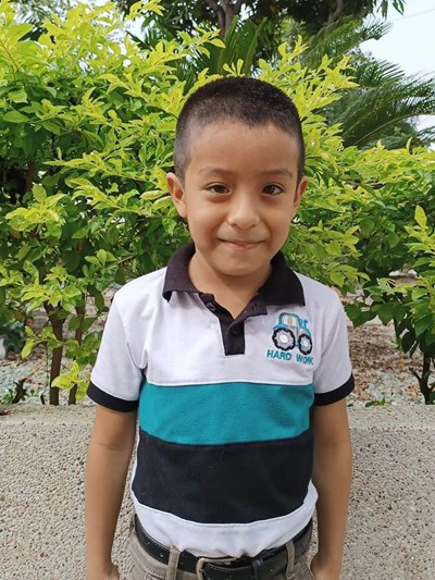 Help Dylan Jesus by becoming a child sponsor. Sponsoring a child is a rewarding and heartwarming experience.