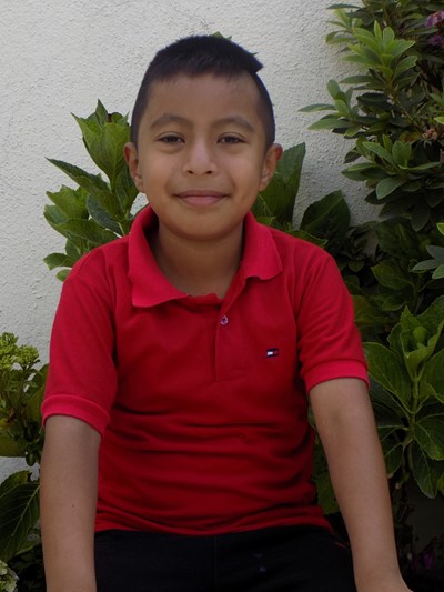 Help David Alejandro by becoming a child sponsor. Sponsoring a child is a rewarding and heartwarming experience.