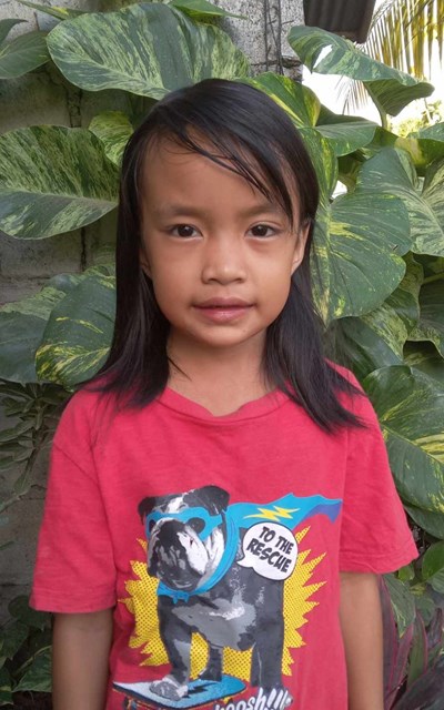 Help Gia M. by becoming a child sponsor. Sponsoring a child is a rewarding and heartwarming experience.