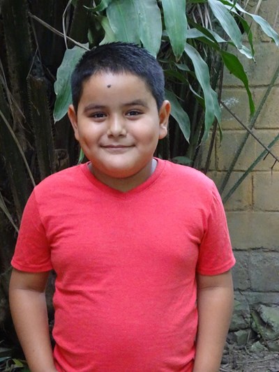 Help Yeferson David by becoming a child sponsor. Sponsoring a child is a rewarding and heartwarming experience.