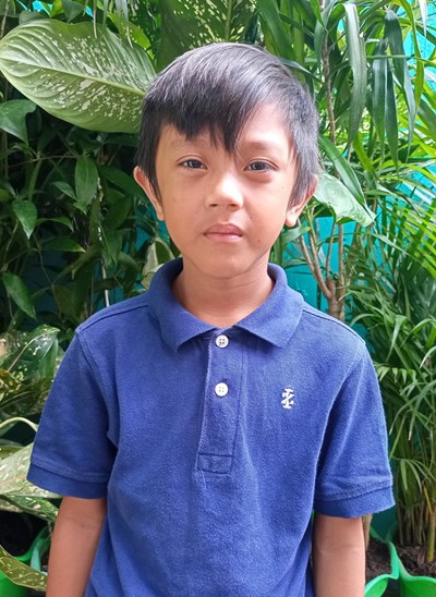 Help Joben M. by becoming a child sponsor. Sponsoring a child is a rewarding and heartwarming experience.