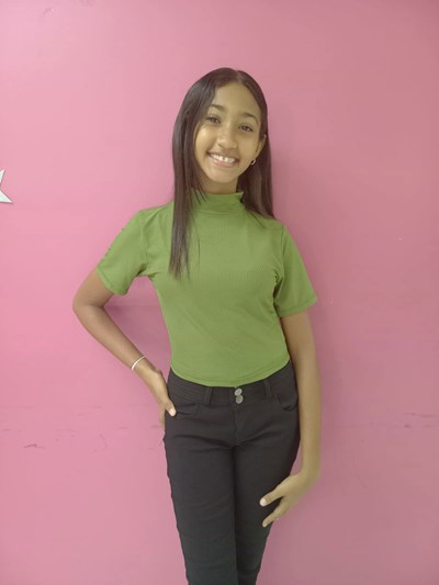 Help Leslie Shanel by becoming a child sponsor. Sponsoring a child is a rewarding and heartwarming experience.