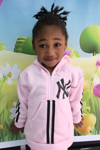 Help Giulia Estafania by becoming a child sponsor. Sponsoring a child is a rewarding and heartwarming experience.