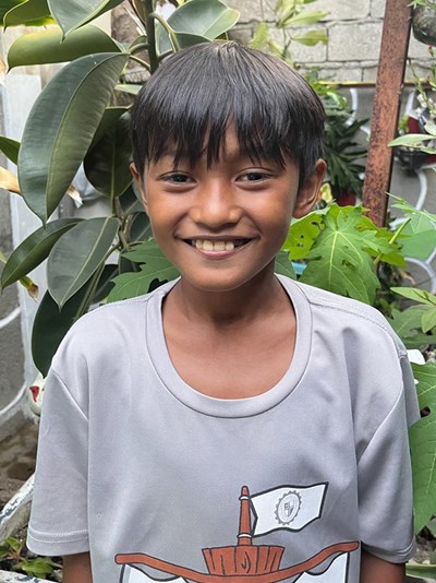 Help John Anwel S. by becoming a child sponsor. Sponsoring a child is a rewarding and heartwarming experience.