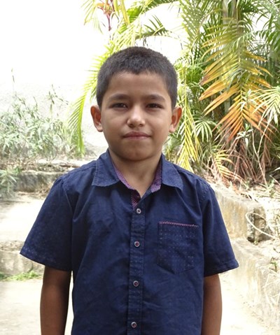 Help Rigoberto by becoming a child sponsor. Sponsoring a child is a rewarding and heartwarming experience.